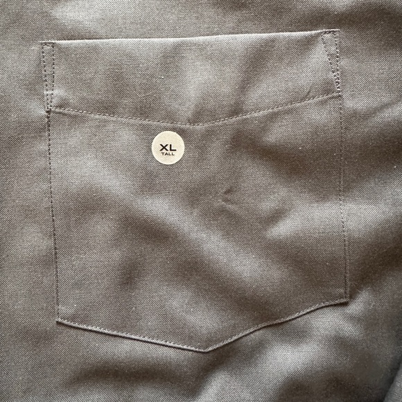 NWT.  Eddie Bauer men's button up. - Picture 5 of 5